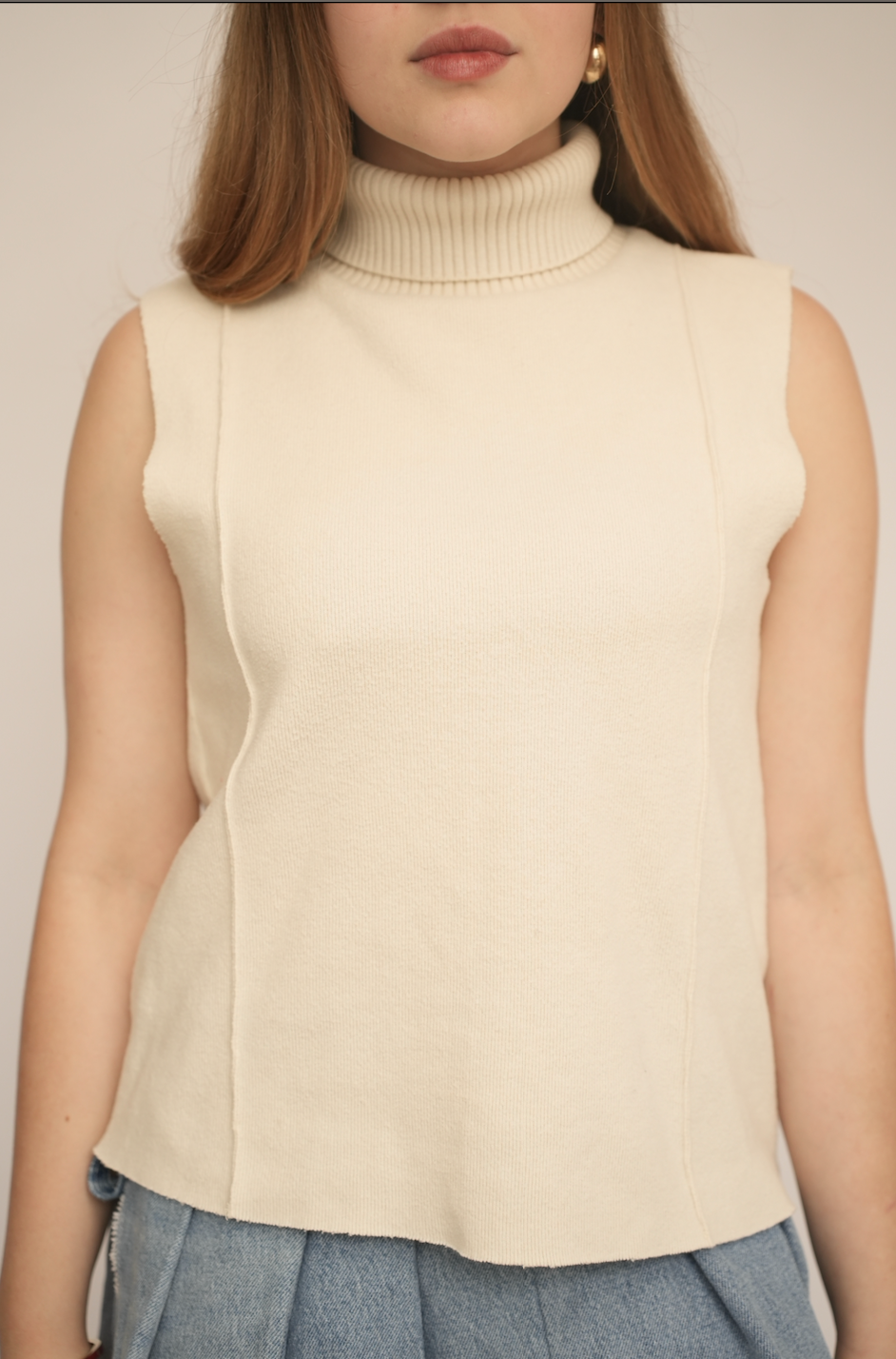 Blusa cuello alto Zara